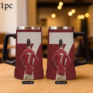 1pc 24/40oz deep red background matching Manchester United’s signature color, with a large white number "7" view illustration of Ronaldo in his iconic.Stainless steel thermos mug Reusable Travel,With handle,Outdoor camping Coffee Office & Home Use