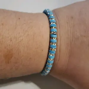7.5" Carolina Blue Rhinestone Studded Bracelet