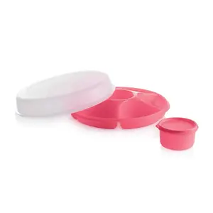 tupperware 4-piece Serving Center Set with Dip Bowl and Lids