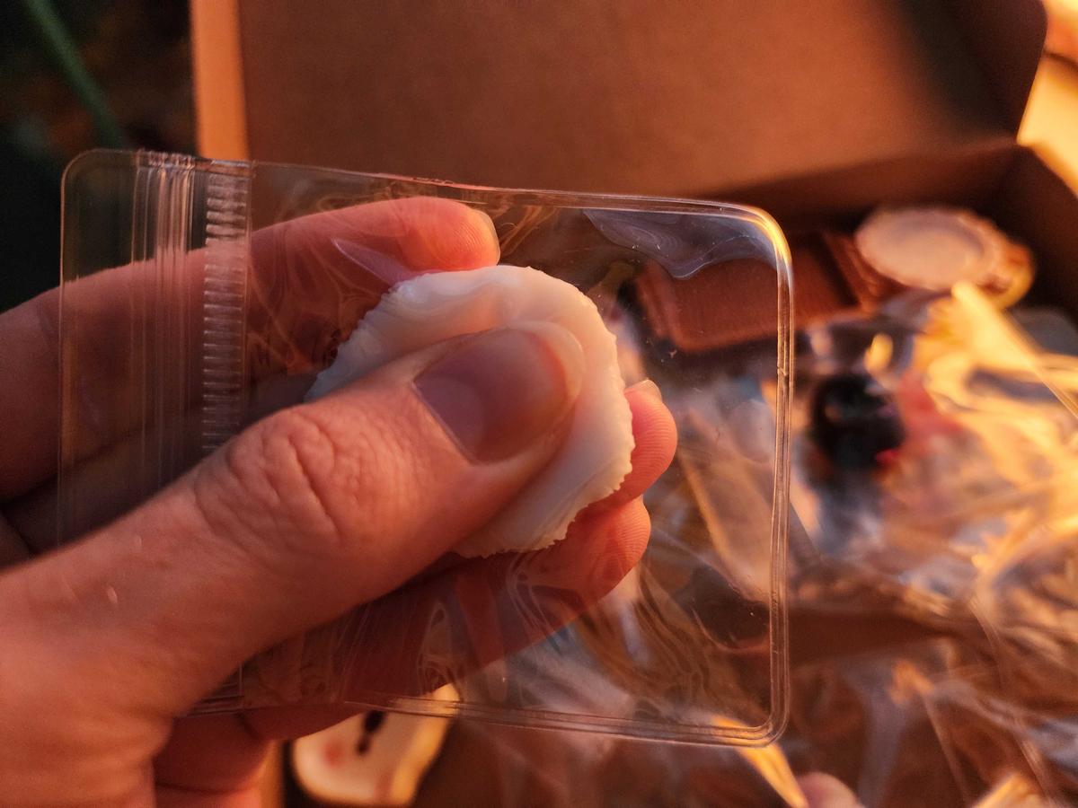 Item: 10 Squishies+10 Plates+Various Accessories