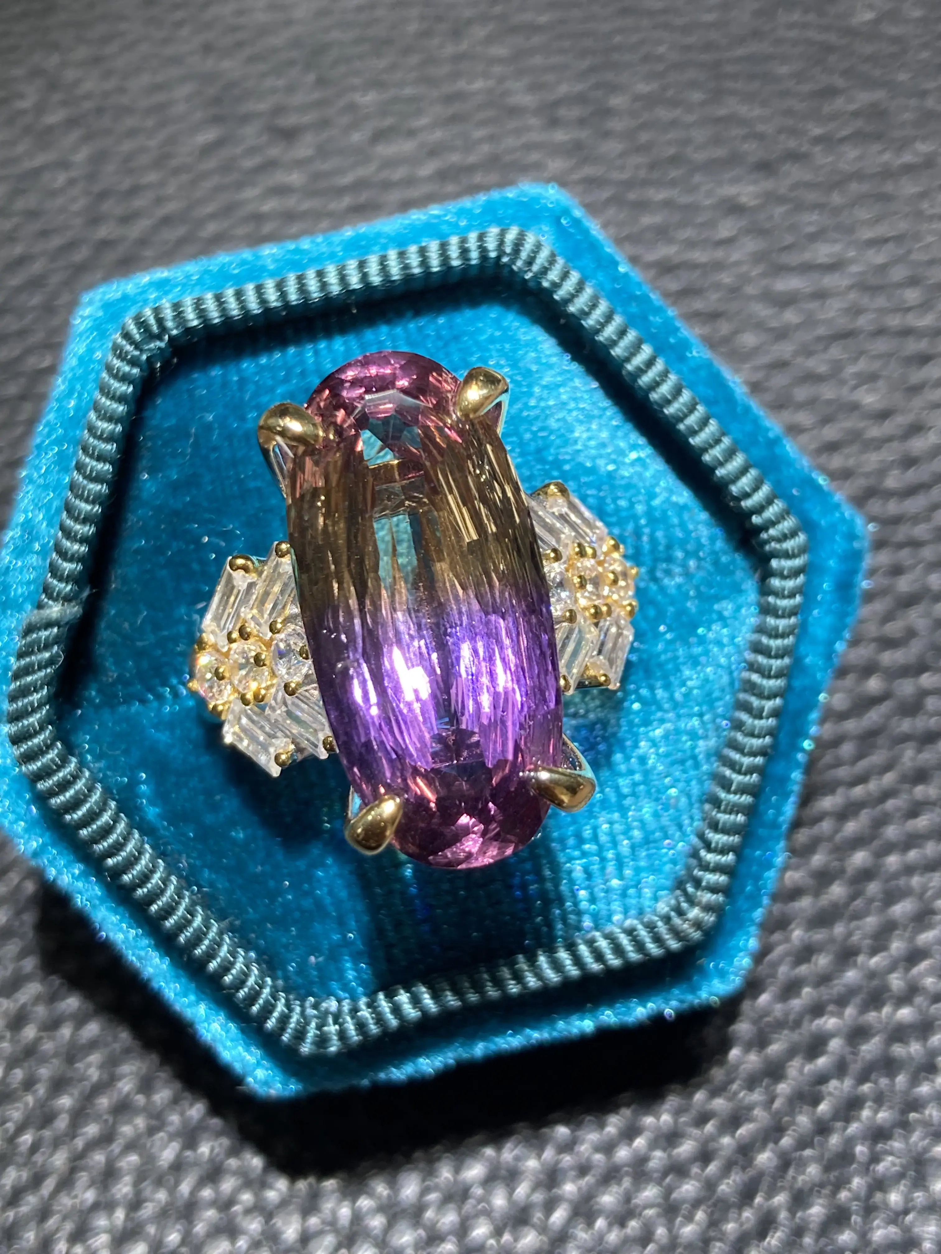 Ametrine ring