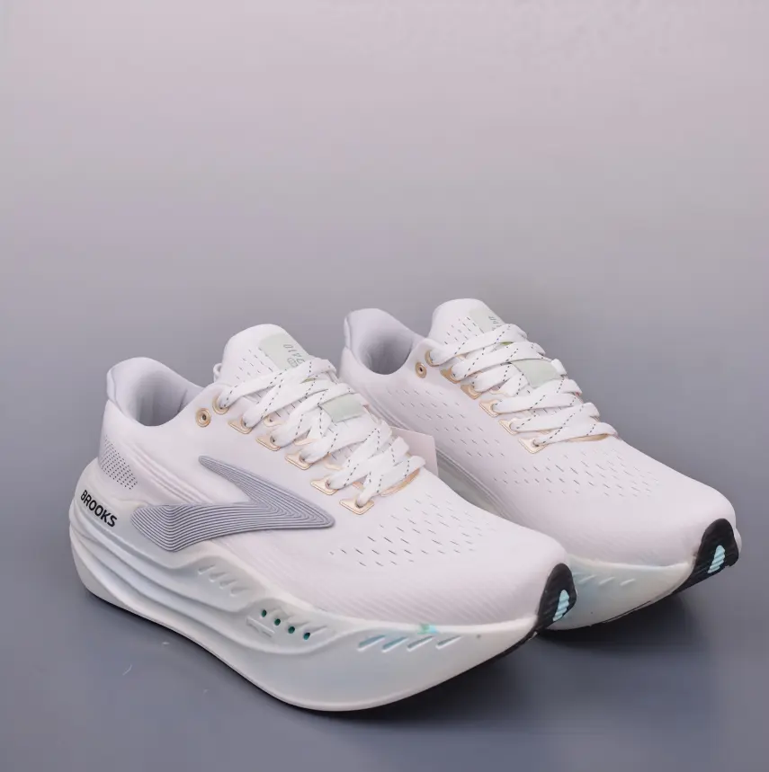 White Gold Light Blue Gradient Perforated Knit Max Cushion Running Shoes, Brooks Shock Absorb Marathon Trainers, Breathable Anti-Slip Long Distance Road Sneakers For Men Women Jogging
