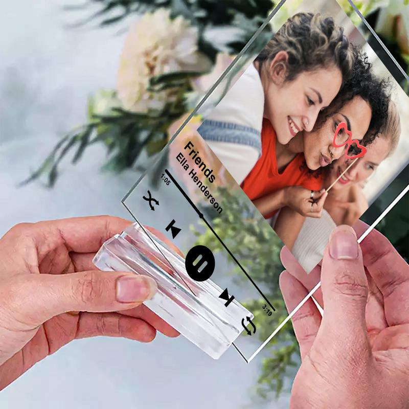 MIRACLE PRINTS Personalised Song Plaque With Stand, Custom Music Plaque, Any Photo / Song, Any Playlist, Photo and Music Gift, Music Prints, Personalized Photo Frame, Album Cover Song Plaque, Mother's Day Gifts, Gift for Mom, Acrylic plaque Decor