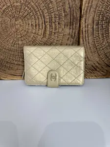 Pre-owned CHANEL Gold Metallic Quilted Leather Wallet with Gold Tone CC Turnlock