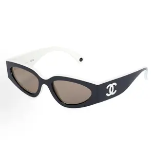 Pre-owned Brand New,CHANEL Two tone Cat eye Acetate Sunglasses