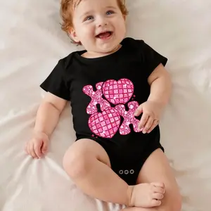 Pink Checkered Heart Pattern Print Bodysuit Baby Rompers Short Sleeve Cotton Toddler Rompers Graphic Print Baby Clothes One-Piece Outfit