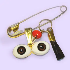 Azabache Protection Pin, Religious Home Decor Accessory with Symbolic Brown Santa Lucia Eyes
