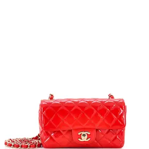 Pre-owned CHANEL material Messenger Bags Classic Single Flap Bag Quilted Patent Mini by Rebag