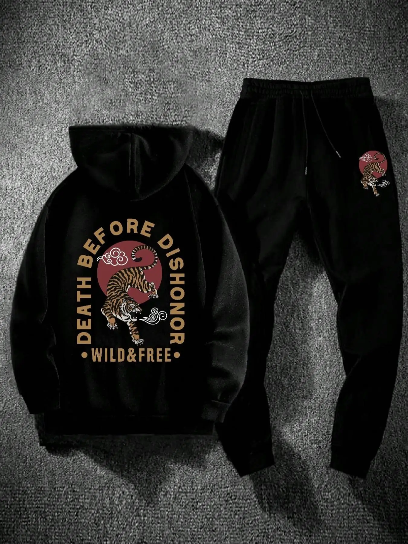 Men's Tiger Print Kangaroo Pocket Hoodie & Drawstring Waist Sweatpants Two-piece Set, Regular Fit Sporty Long Sleeve Hooded Sweatshirt & Pocket Jogger Pants for Fall & Winter, Men's Sports Clothing Sets for Daily Wear