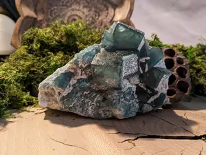 Emerald Green Fluorite Cluster Natural Stone Mineral Specimen Healing Crystal Cubic Display Rogerley Mine Heart Chakra Stone Self Standing