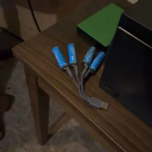 TAKOO Li-ion 1.5V USB-C, Type-C AA/AAA Batteries 4/8 Pack, 3000mWh Rechargeable Double A/Triple A Battery, 1.5H Fast Charge, 2000+ Cycles, for Blink Outdoor Xbox Charging