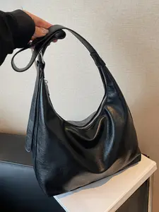 Retro niche design single shoulder tote bag, casual and versatile single shoulder crossbody bag, textured and trendy single shoulder commuting bag, suitable for daily use in commuting and other scenarios, Hobo Shoulder Bag