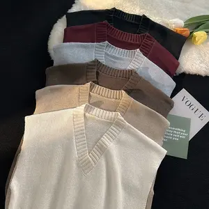 Japanese Style V-Neck Knitted Vest for Men, Autumn and Winter Versatile Knitted Sleeveless Sweater, Loose Fit Couple's Sleeveless Sweater