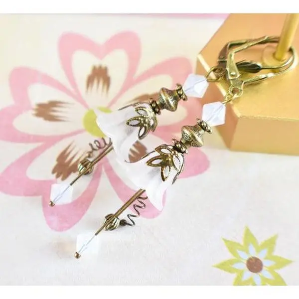Chic Brico Vintage Victorian Style White and Antique Bronze Bell Flower Lucite Earrings