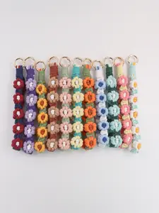 European Style Woven Rope Daisy Flower Keychain, Keychain For Bags, Beaded Charm Bag Pendant, Holiday Birthday Gift, Casual Ditsy Floral Design