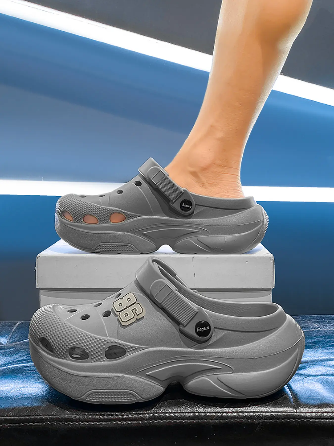 1 Pair of Men's Street Style Clog Sandals, Sporty Breathable Clogs: EVA Material, Breathable Hollow Design, Anti-Slip Wear-Resistant, 2-Way Wear, Summer Outdoor Slippers Footwear Walking Shoes