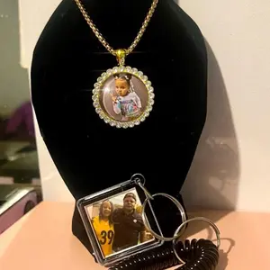 Custom Circle Photo Necklace & Keychain Set with Personalized Image