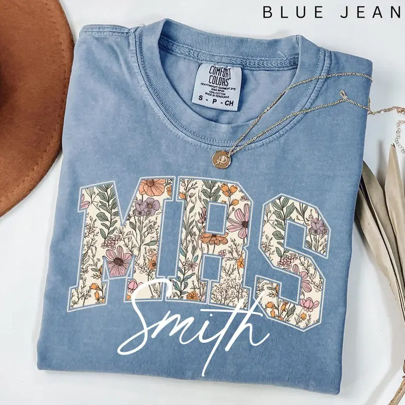 [PLS Note] Comfort Colors Custom Mrs Tshirt, Wildflower Boho Botanical Print, Personalized Bride Shirt, Future Mrs Gift, Bride To Be Top, Engagement Gifts for Her
