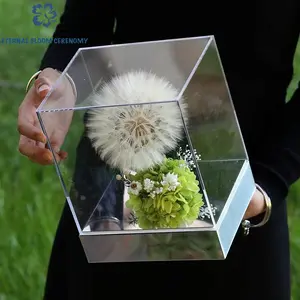 ETERNAL BLOOM CERENOMY Preserved Dandelion Acrylic Gift Box - Acrylic Glass, High Clarity, Dust-Proof, Dreamy Look Decor Display, Thoughtful Present for Festive & Home Occasions