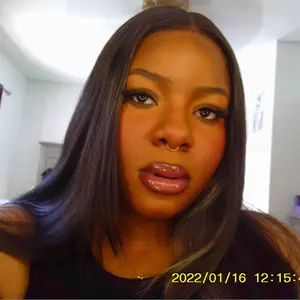 Product Review of FHD 1080P Digital Camera with SD Card, 16X Digital Zoom Camera, Portable Mini Camera for Teenagers Students Boys Girls, Point and Shoot Camera for Gifts, Tech Gadgets, Gift from d**3