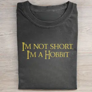Gildan Men's Fitted Short-Sleeve Round Neck Printed Casual T-Shirt - Lord of The Rings Tolkien Middle Earth Fantasy Hobbit Graphic Top