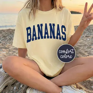 Comfort Colors Bananas Shirt Preppy Summer T-Shirt Trendy Retro Fruit Graphic Tee Vintage Sport Club Gift for Her Minimalist Tropical Vacation Top Oversized Sunday Shirt 2026 Bloom Tee Support Healthy Era Art Foodie