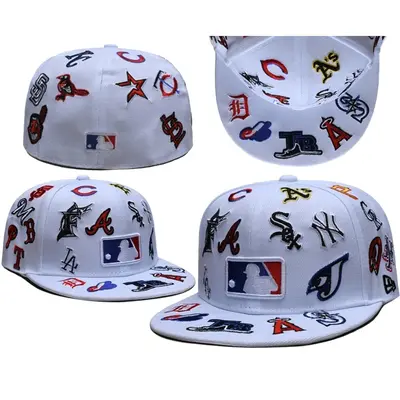 Gorra New Era All over Vover TikTok Shop