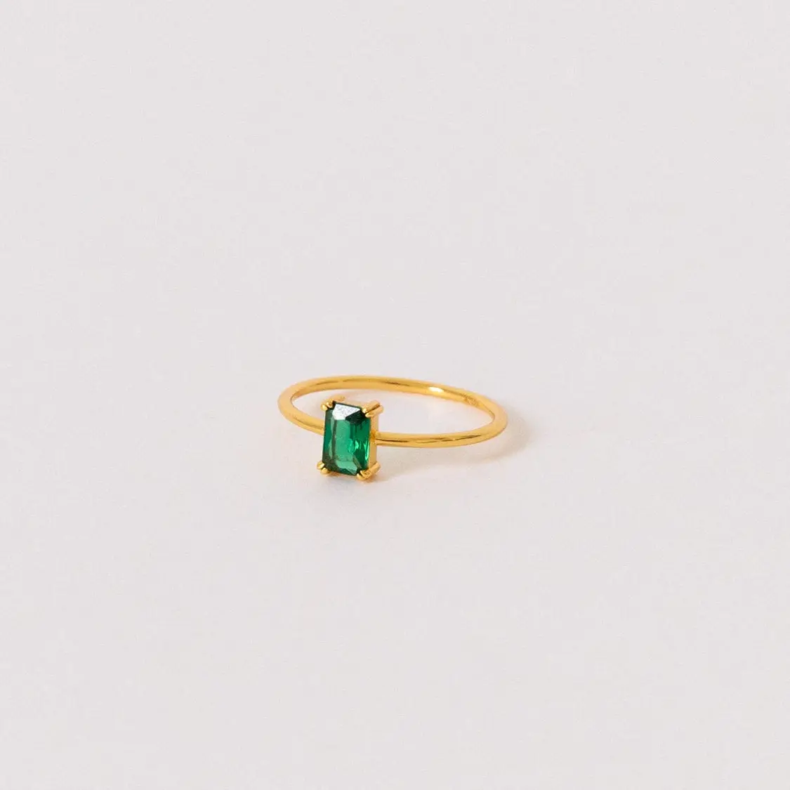 Harley Emerald Ring by Caitlyn Minimalist - Dainty Green Emerald Solitaire Ring in 18K Gold & Silver - Vintage Style Engagement Ring - Art Deco Jewelry - Gift for Her