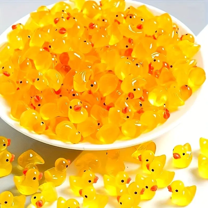 Resin Night Glow Duckies, Miniature Transparent Cute Ducks, Figurine, Figure Decor, Figurines Decor, Desktop Decorations, Desktop Decoration Ornament, Garden Micro Landscape, Bonsai Decoration, Party Gifts, Resin Animal Ornaments, Glow in the Dark