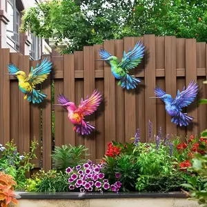 4pcs Colorful Iron Hummingbird Wall Decor, Outdoor Garden Fence Decoration, Rust-Resistant Metal Hanging Ornament, American Country Style