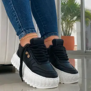 Génesis Black Platform Sneakers with White Sole and Gold Eyelets for Women Training Runner Sports Shoes Trainer Athletic Running Closed Walking Shoes Girl Footwear
