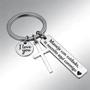 Stainless Steel Spanish Drive Safe Keychain with Cross Charm, "Maneja con cuidado, te necesito aquí conmigo" & "I Love You" Engraved Keyring, Inspirational Safe Driving Gift for Men, Religious Christian Keychain
