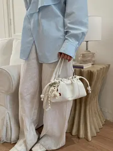 Luxury Cloud Crossbody Bag, 2026 New Fashion Trend, Versatile High-End Design, Casual PU Material, All Seasons, Ideal for Travel and Daily Use