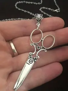 Punk Vintage Silver Color Large Scissors Pendant Necklace for Women, Gothic Witch Jewelry, Gothic Chain Fashion Jewelry, Stylish Accessory