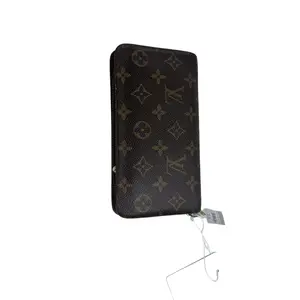 Pre-owned Louis Vuitton france Shoulder Bags H2 brown Monogram /Zippy Wallet bag 78925