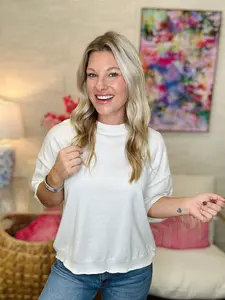 The Cashmere Sweater in Cream