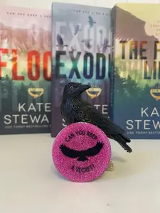Ravenhood Secret Magnet - Pink Glitter Design with Raven - Decorative Fridge & Whiteboard Magnet