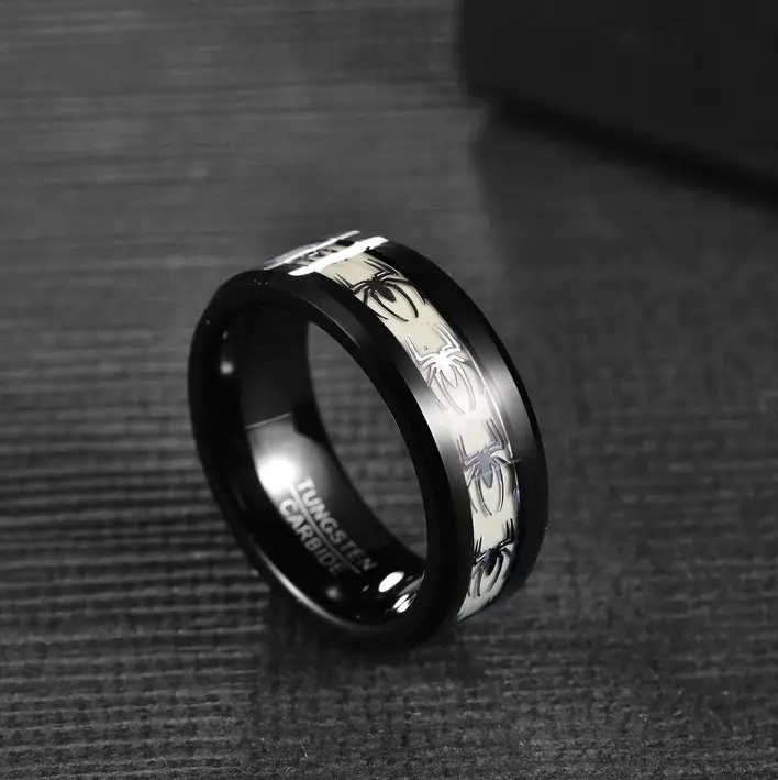 Men's Creative Spider Motif Glow in the Dark 8MM Tungsten Carbide Ring (Size 9-12)