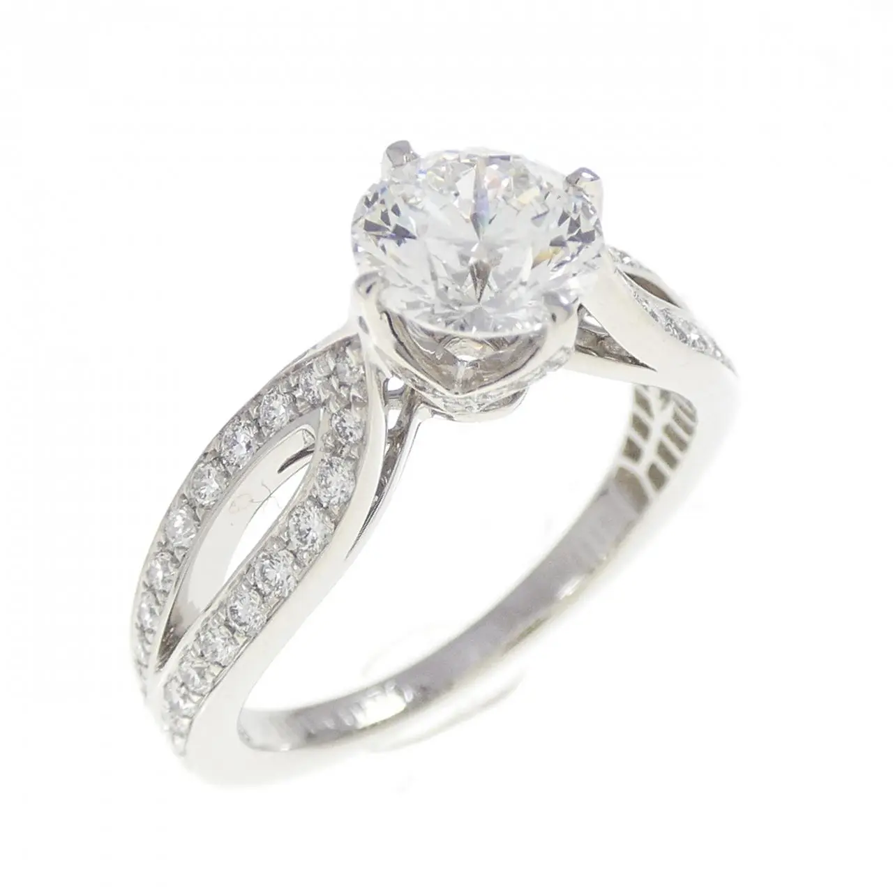 Boucheron Pont de Paris Platinum Ring