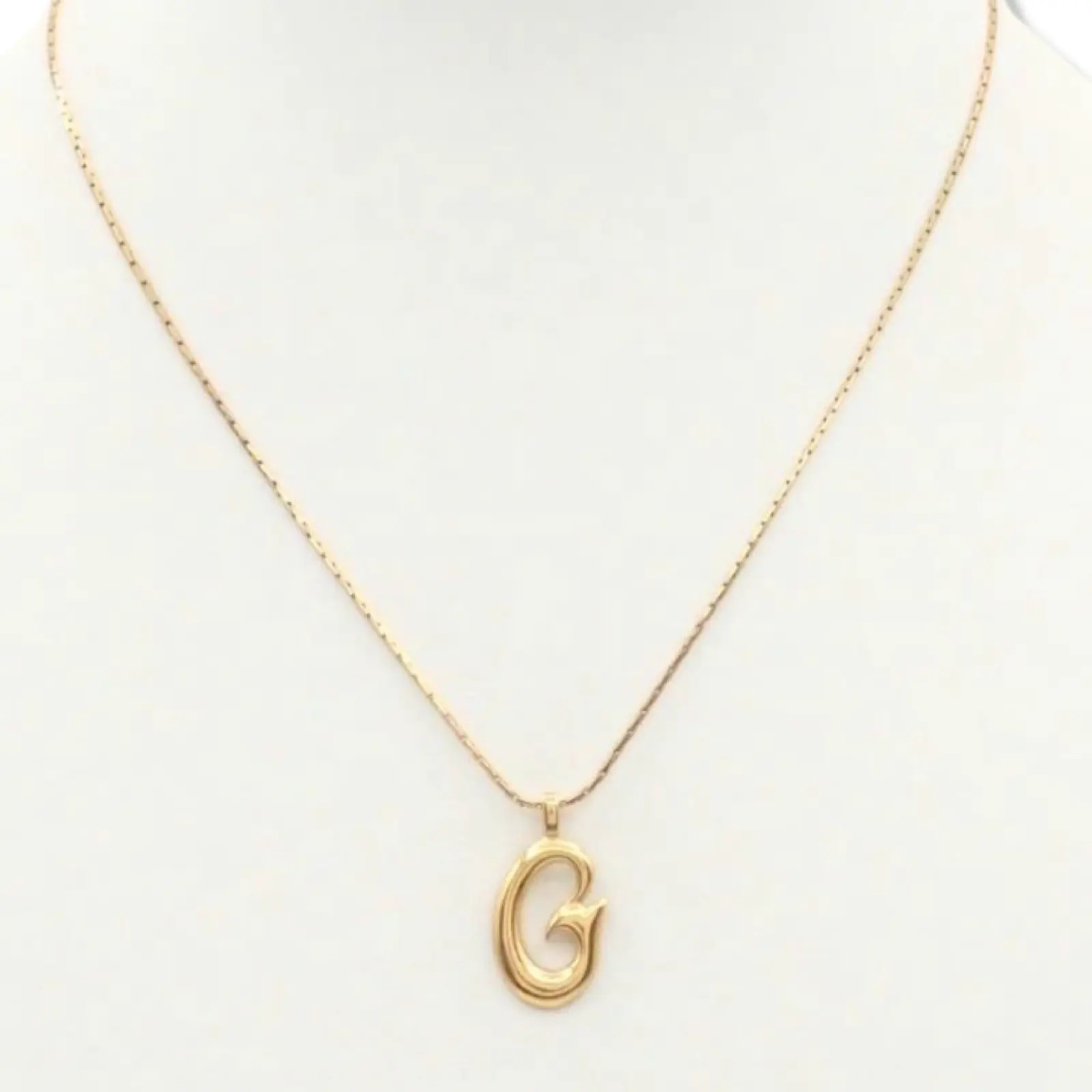 Pre-owned Givenchy "G" Necklace GIV1016