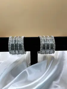 Saanvi Sliver Bangle Set