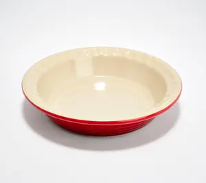 Le Creuset Classic 9" Pie Dish w/ 4pc Batch Measuring Cups