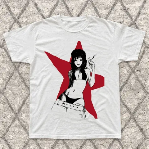 Cyberpunk Red Star Vintage Tee, Anime Girl T-Shirt, Goods Graphic Tee, Aesthetic Shirt, Gothic Grunge Y2k Emo Scene Amity Affliction Style Clothes, Unisex Trendy Otaku Gift Shirt Top Menswear Womenswear Streetwear