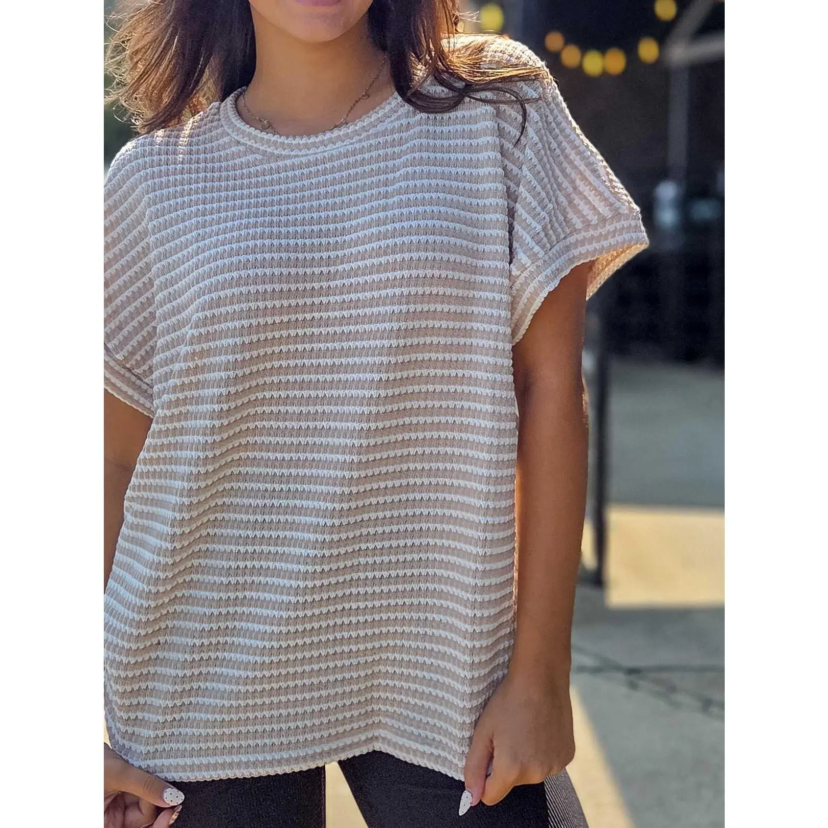 Women's Striped Short Sleeve Knit Sweater Top Lightweight Relaxed Fit Crew Neck Pullover Casual Spring Summer Shirt YF9902 Brown Apricot S-2XL