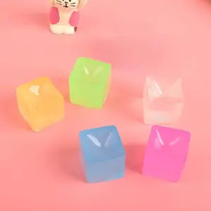 Creative Ice Cube Squeeze Toys Set, Realistic Color Transparent Cubes, Stress Relief Venting Toy, Portable Multi-Scene Gift