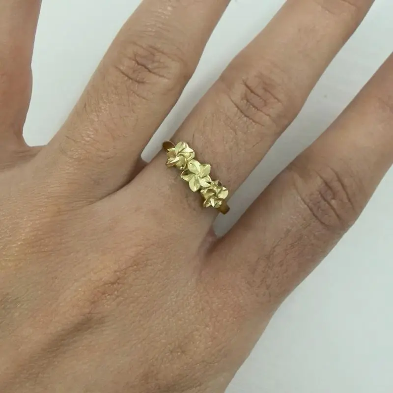 Minimalist 10k Solid Gold Flower Ring - Size 7.5, Casual & Romantic Fashion Accessory, Ideal Gift Idea