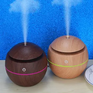 Mini USB Smart Mushroom Wood Grain Humidifier Portable Aromatherapy Diffuser with Night Light Quiet Aroma Diffuser Desktop Cool Mist Humidifier for Home Bedroom Office Car