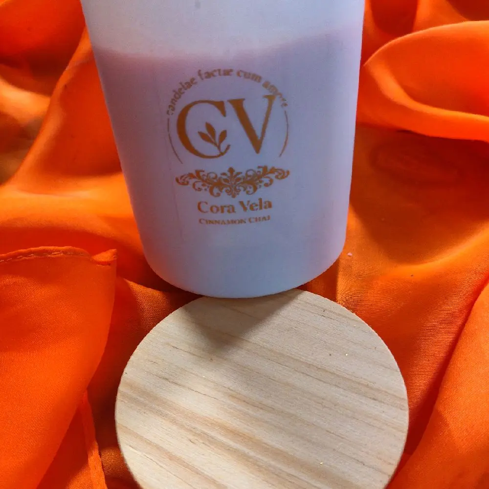Cora Vela Luxury Cinnamon Chai Soy Candle with Wood Wick and Crystal for Aromatic Home Decor