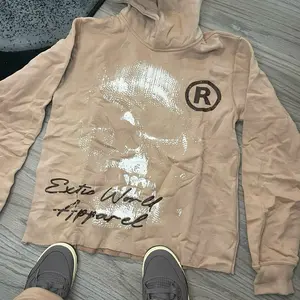 Créme de le Créme Find a Way Hoodie