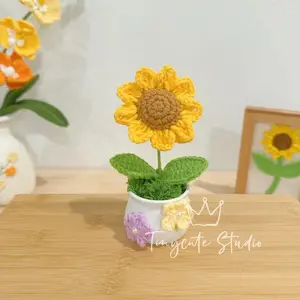 Crochet Handmade sunflower tulips Flowerpots /sunflowers /tulips Crochet flower/graduation gift/ mother's Day /women's day/Colorful/Decoration/Christmas tree/Gift/Valentine's Day Decorative Plants/graduation gift/ Ornaments handmade flower/gift for her